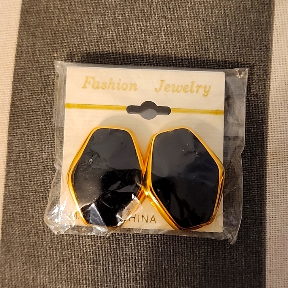 Black clip earrings